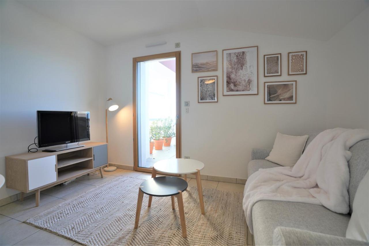 Studio Dernier Etage Avec Terrasse - Vue Montagne Cruseilles Exterior foto